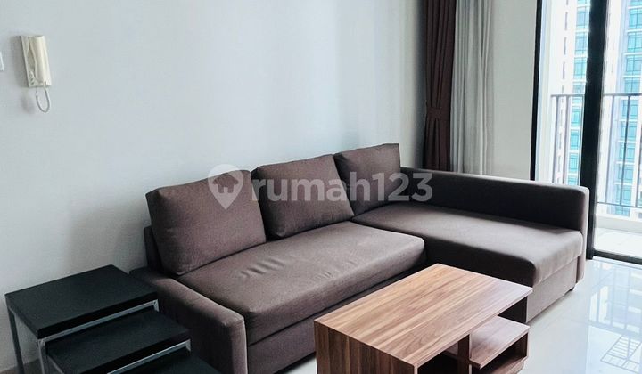 Disewakan Hamptons Park unit 3 BR Furnished Dekat ke Cipete dan MRT , 2