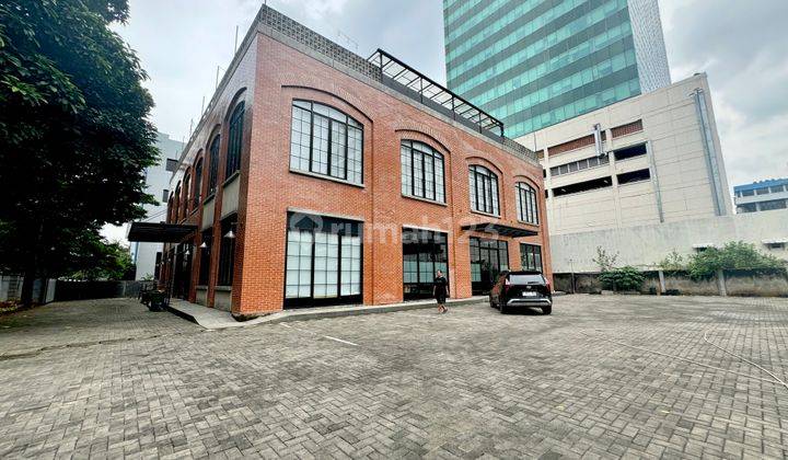 Gedung Modern Industrial Setiabudi 3 Lantai Untuk Club, Cafe Restaurant Ada Rooftop Parkiran Luas 1