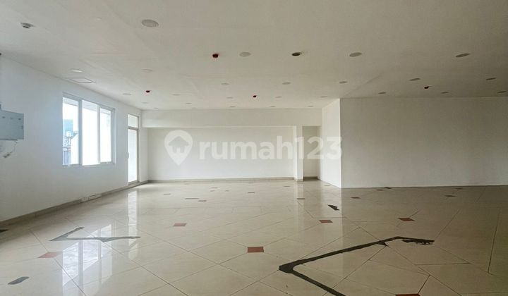 Disewakan Ruang Usaha Area Senopati untuk Klinik, Bimbel, Studio Yoga/Pilates, Salon, Office