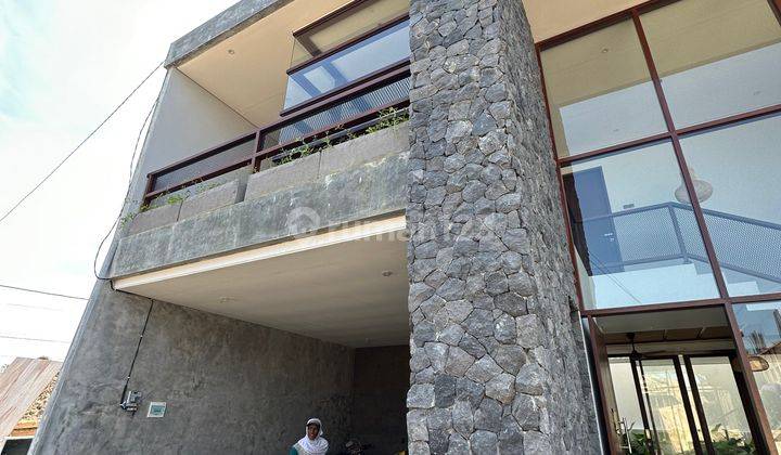 Di Jual Villa Mewah Hanya 4 Menit Ke Pantai Echo Beach Canggu  1
