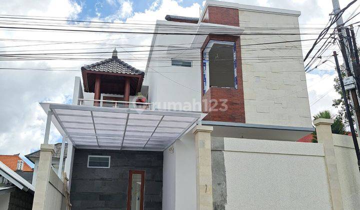 Rumah Mewah Di Denpasar Barat Dekat world Living mall 1