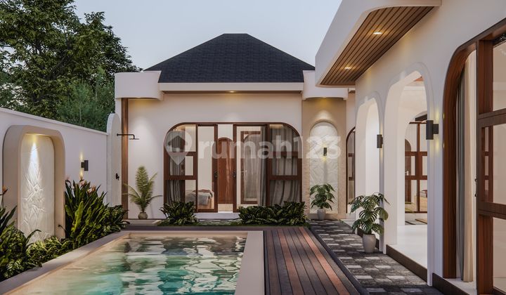 Villa for Sale in the Center of Sanur, Suitable for Residence or Investment Villa for Sale in the Center of Sanur, Suitable for Residence or Investment