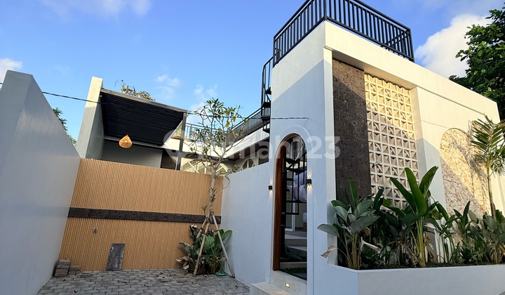 FOR SALE: New Villa, Ready to Move In, Fully Furnished with Ocean View in Nusa Dua FOR SALE: New Villa, Ready to Move In, Fully Furnished with Ocean View in Nusa Dua