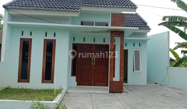 Rumah Murah Di Tepi Jalan Dekat Pasar Tegalrejo 1