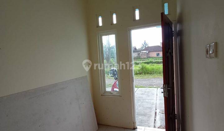 Rumah Murah Di Tepi Jalan Dekat Pasar Tegalrejo 3