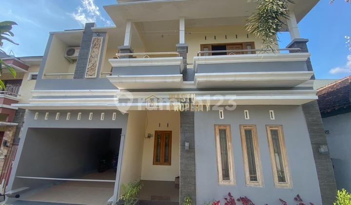 RUMAH 2 LANTAI SIAP HUNI 9 MENIT KE KAMPUS UPN DI DEPOK SLEMAN RUMAH 2 LANTAI SIAP HUNI 9 MENIT KE KAMPUS UPN DI DEPOK SLEMAN