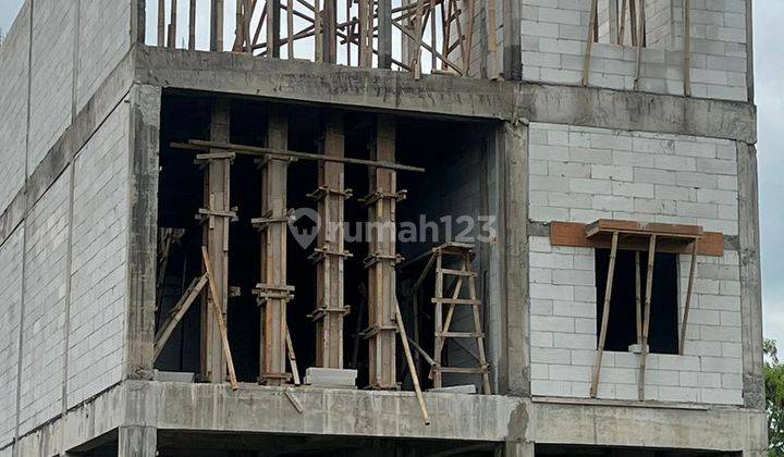 Hotel Mewah Cocok Untuk Investasi Dekat Stadion Maguwoharjo 3