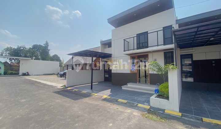 RUMAH MODERN MEZZANINE DI JL GODEAN SLEMAN  2