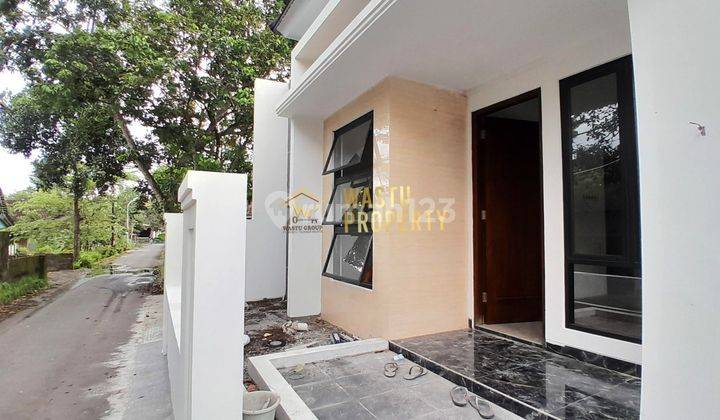 RUMAH SIAP HUNI 7 MENIT KE KAMPUS UII NGAGLIK 2