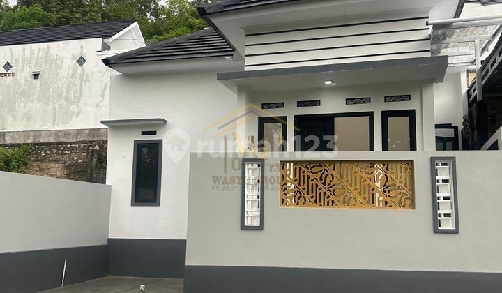 RUMAH 400 JUTAAN 3 KAMAR TIDUR 7 MENIT KE PUSAT KOTA BANTUL 1