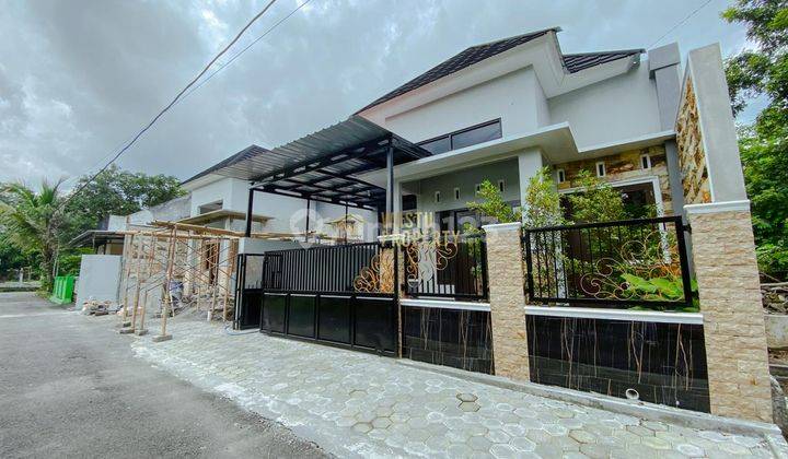 Rumah Cantik, 7 Menit Dari Jogja Bay Maguwoharjo, Sleman 1