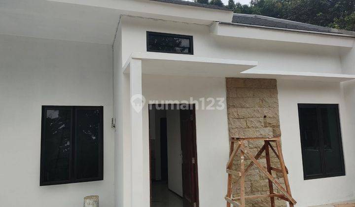 Rumah Cantik Dekat Mercu Buana 2