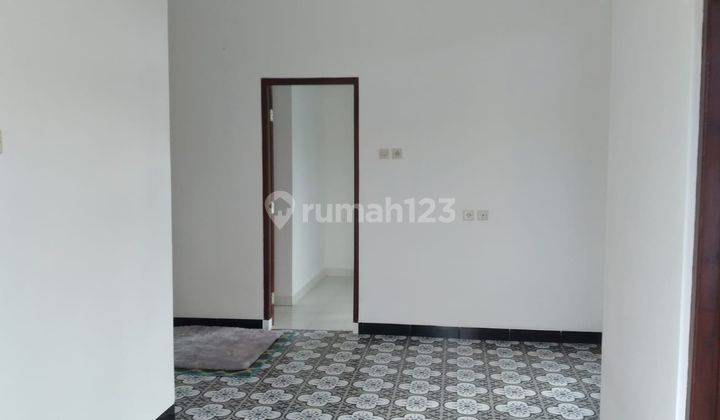 Rumah Siap Huni Baru Dijual Cepat Dekat Jalan Manisrenggo 2