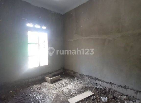 Rumah Murah, Minimalis Modern, 10 Menit Ke Kampus Upn 2