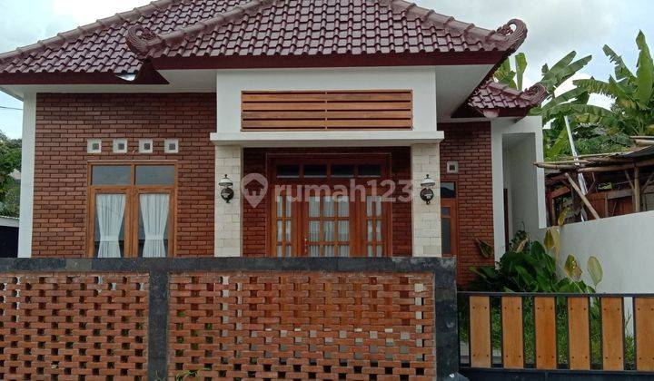 Rumah Murah Di Bangunjiwo Bebas Desain Tampak Depan 1