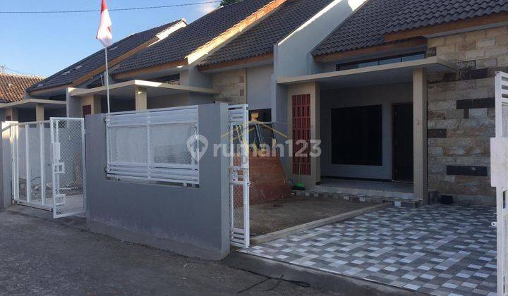 Rumah Baru, Tanah Luas, 9 Menit Ke Kampus Upn Di Maguwoharjo 2