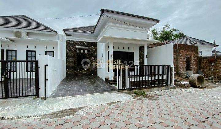 RUMAH CANTIK MODERN SIAP HUNI AKSES PALING MUDAH DI JAKAL 2