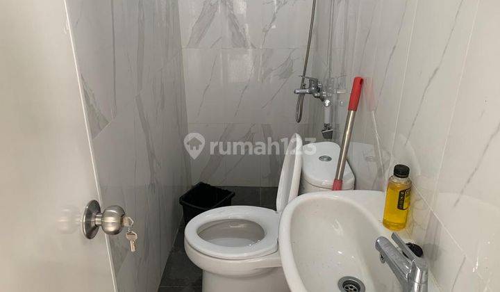 Super Mewah, Harga Terjangkau, Di Deket Kota Tepi Jalan.