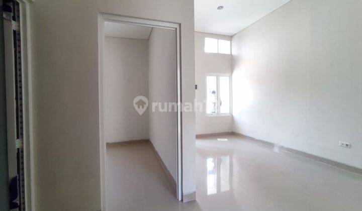 Rumah Baru Furnished SHM di Kebonarum , Klaten 3
