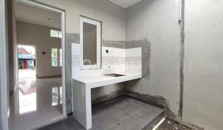 Rumah Baru Furnished SHM di Kebonarum , Klaten 6