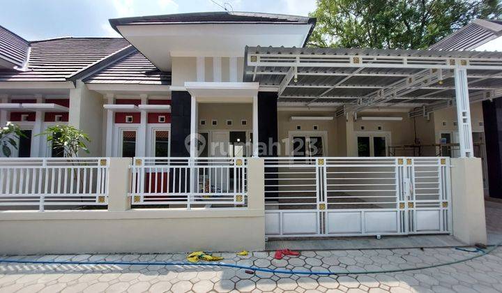 Rumah 3 Kamar Siap Huni Desain Modern Dekat Candi Prambanan 1