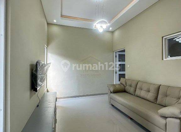 RUMAH 2 LANTAI, FULL FURNISHED, 4 KM KE KAMPUS UII DI NGAGLIK 2