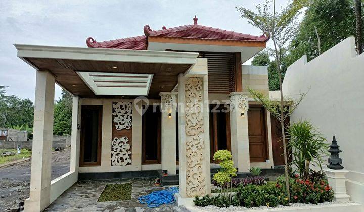 Rumah Etnik Modern 2 Lantai Di Tepi Jalan Mertoyudan 2