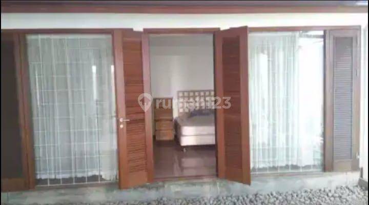 Rumah Asri dan Luas Siap Huni di Setrasari 1