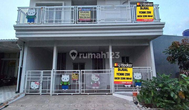 Rumah Cantik 2 Lantai Konsep Hello Kitty di Parkview Residence 1