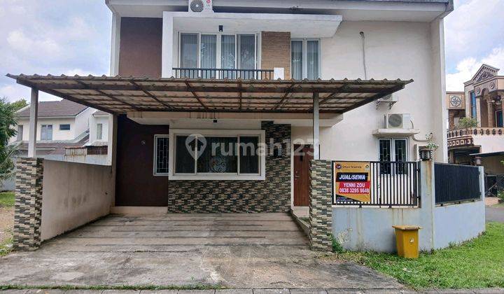Rumah Cantik Hook Semi Furnished2 Lantai 1