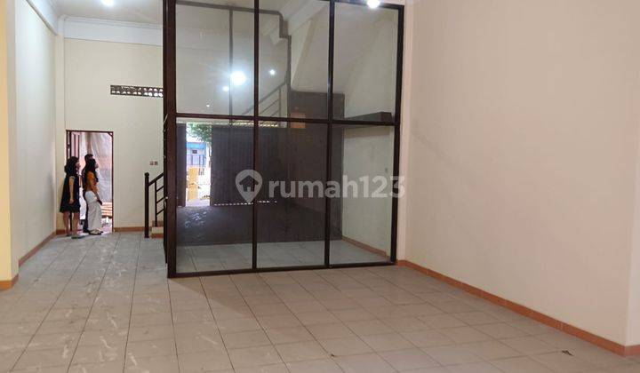 Ruko Strategis 2 Lantai di Jalan Majapahit 2