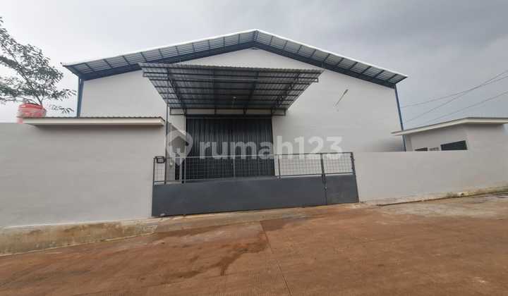 Premium Spacious Ready-to-Use Business Warehouse in Ngaliyan Industrial Area 2