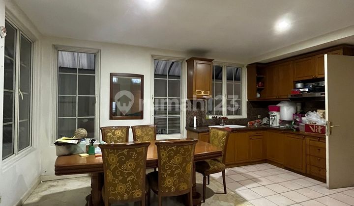 Rumah Nayaman 2 Lantai Lippo Karawaci  2