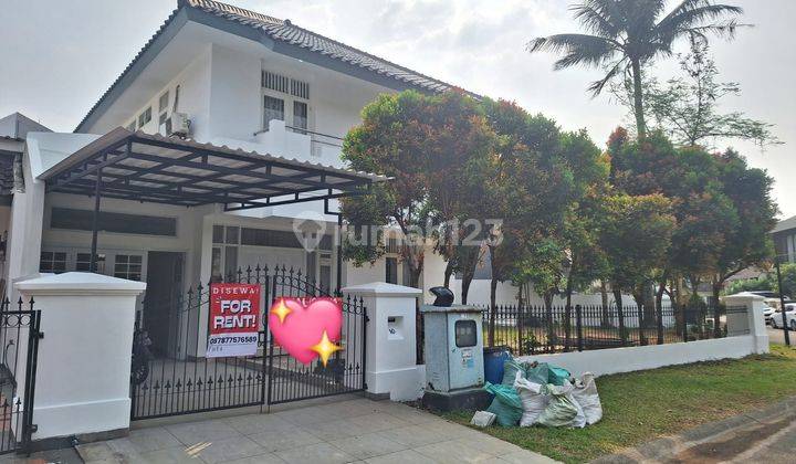 Rumah 2 Lantai Sudah Renovasi di Taman Himalaya, Lippo Karawaci 1