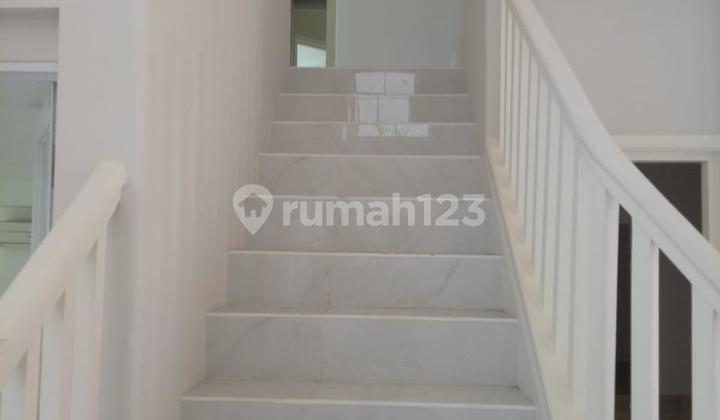Rumah Bagus Semi Furnished Lippo Karawaci, Tangerang 2