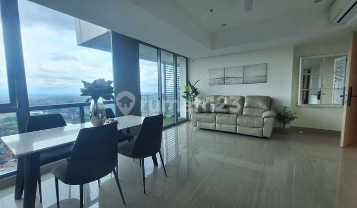 Millennium Luxury Apartment Lippo Village Beautiful & Exclusive, Ready to Occupy with Golf View.