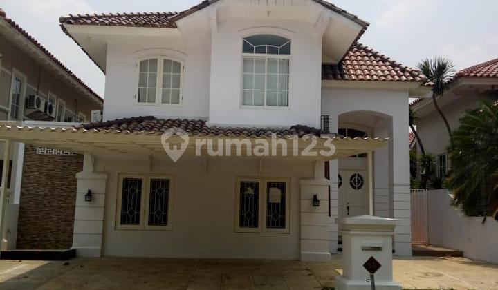 Rumah Semi Furnished Bagus Lippo Karawaci, Tangerang 1