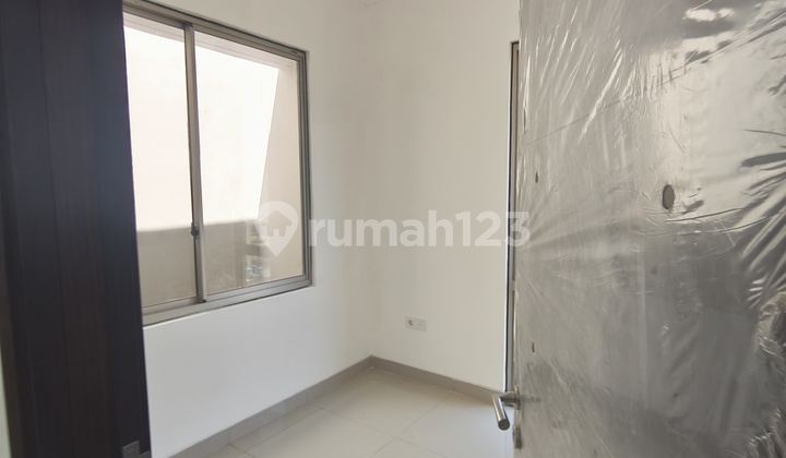 SEWA RUMAH PIK2 CLUSTER SPRINGGARDEN 4.5X10 2