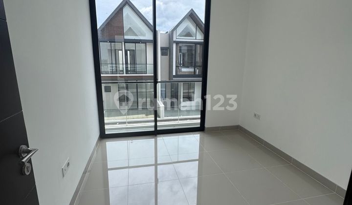 For Rent Fast House Osaka Residence PIK2 6x10 Brand New