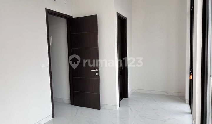 Sewa Cepat Rumah Baru Kuningan Village Pik2 6x15 Sewa Cepat Rumah Baru Kuningan Village Pik2 6x15