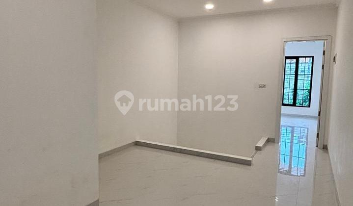 Jual Rumah Sunter Graha Pratama 4+1 Kamar Brand New 2