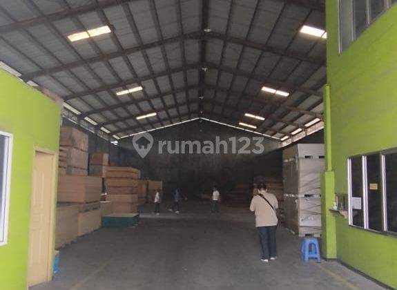 Gudang di Daan Mogot, Batu Ceper, L 4000m2, Ijin Industri, 40feet 1