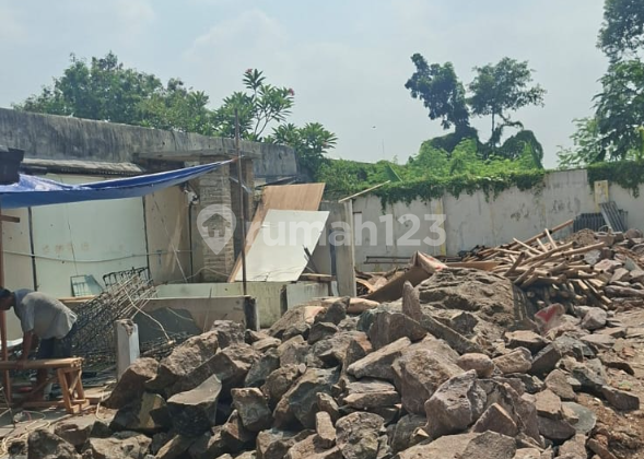 Kavling Hadap Jalan Raya di Meruya Luas 250m2 SHM Kavling Hadap Jalan Raya di Meruya Luas 250m2 SHM