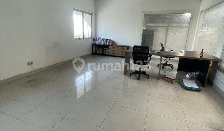 Strategic Warehouse in Jatake Tangerang, Area 870m², 40ft Container Access