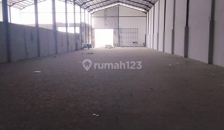 Gudang Strategis Laksana, Teluk Naga, Tangerang, L 930m2. 2