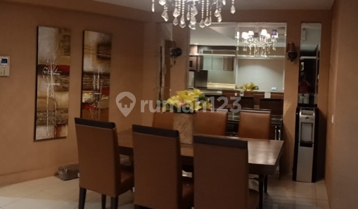 Sewa Cosmo Kemang Village 3 BR 2