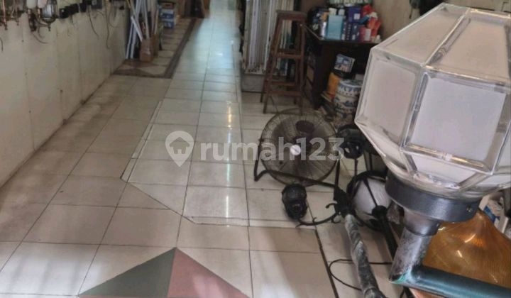 For Rent, Always Busy Shop House in City Center 2