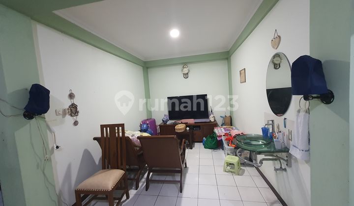 Grogol Area House for Rent 2