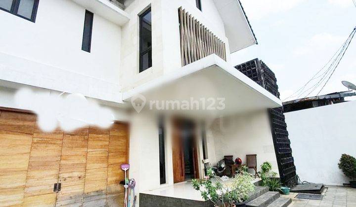 Rumah Bagus Sekali Sangat Terawat di Cipete Selatan (LNI) 1