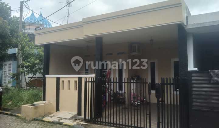 House for Sale in Royal Karawaci